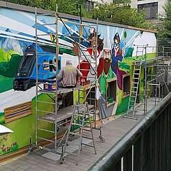 Das Graffiti BACKBONE entsteht, Quelle: GVG