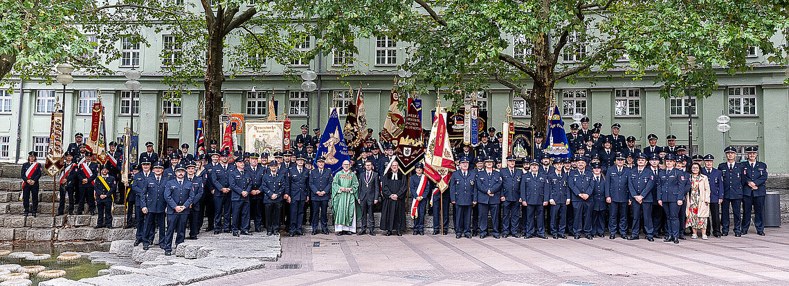 Fahnenweihe der Freiwilligen Feuerwehr München 2026 | Foto: Walter Glück