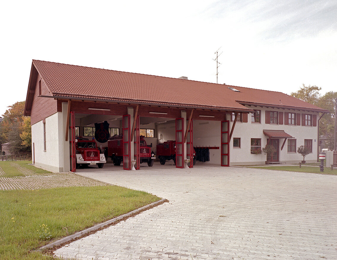Zweiter Neubau, das Gerätehaus der Abteilung Langwied-Lochhausen in der Berglwiesenstraße