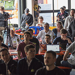 Hackathon 2026: Crowd Control