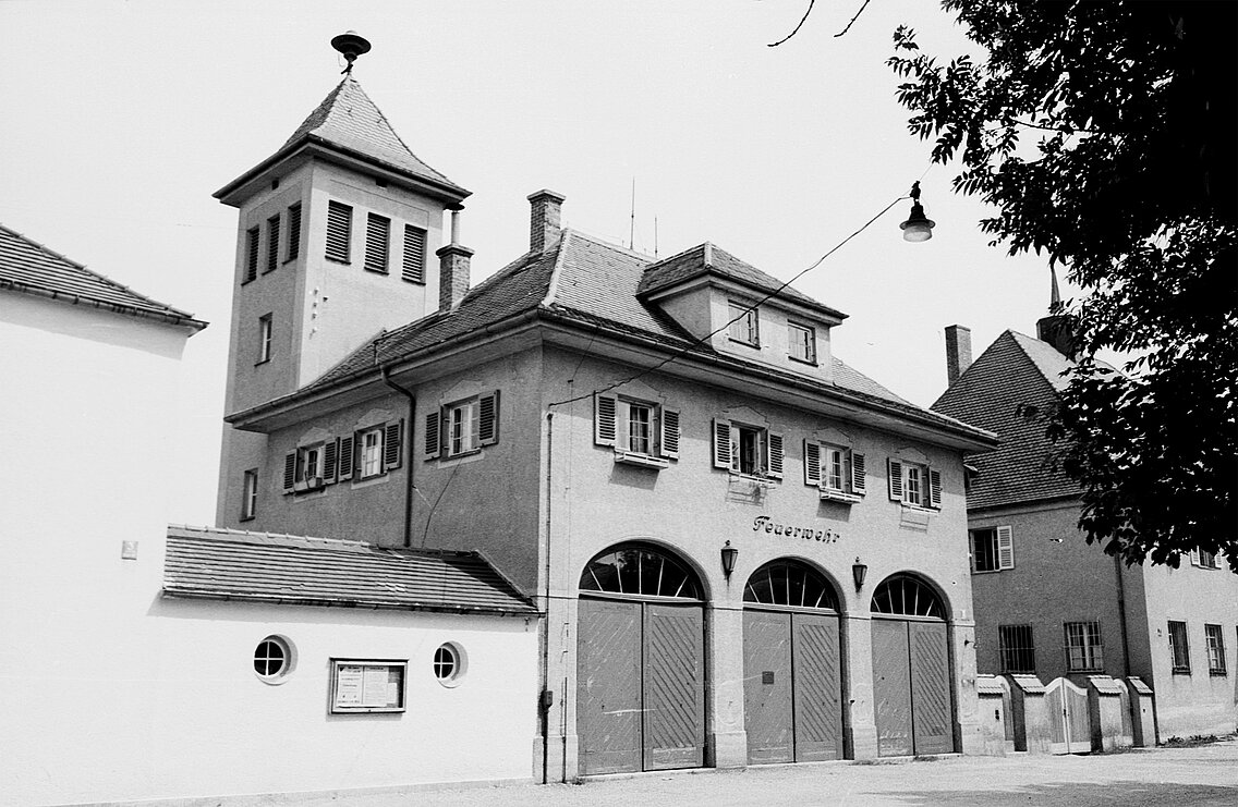 Eines der schönsten und größten Feuerwehrhäuser die übernommen wurde. Noch heute wird das Gerätehaus, nach einigen Umbauten von der Feuerwehr genutzt