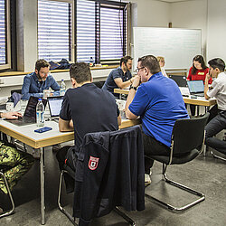 Hackathon 2026: Arbeiten an den Challenges