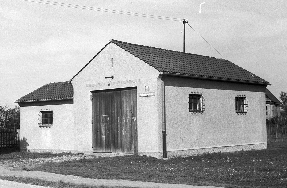 In einer Aufnahme von 1954: Das Gerätehaus des Halblöschzuges 17 Michaeliburg