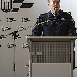 Oberbranddirektor Wolfgang Schäuble bei der Jahrespressekonferenz